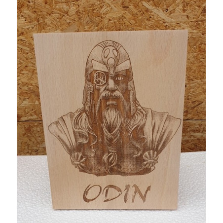 Plaque pyrogravée Odin